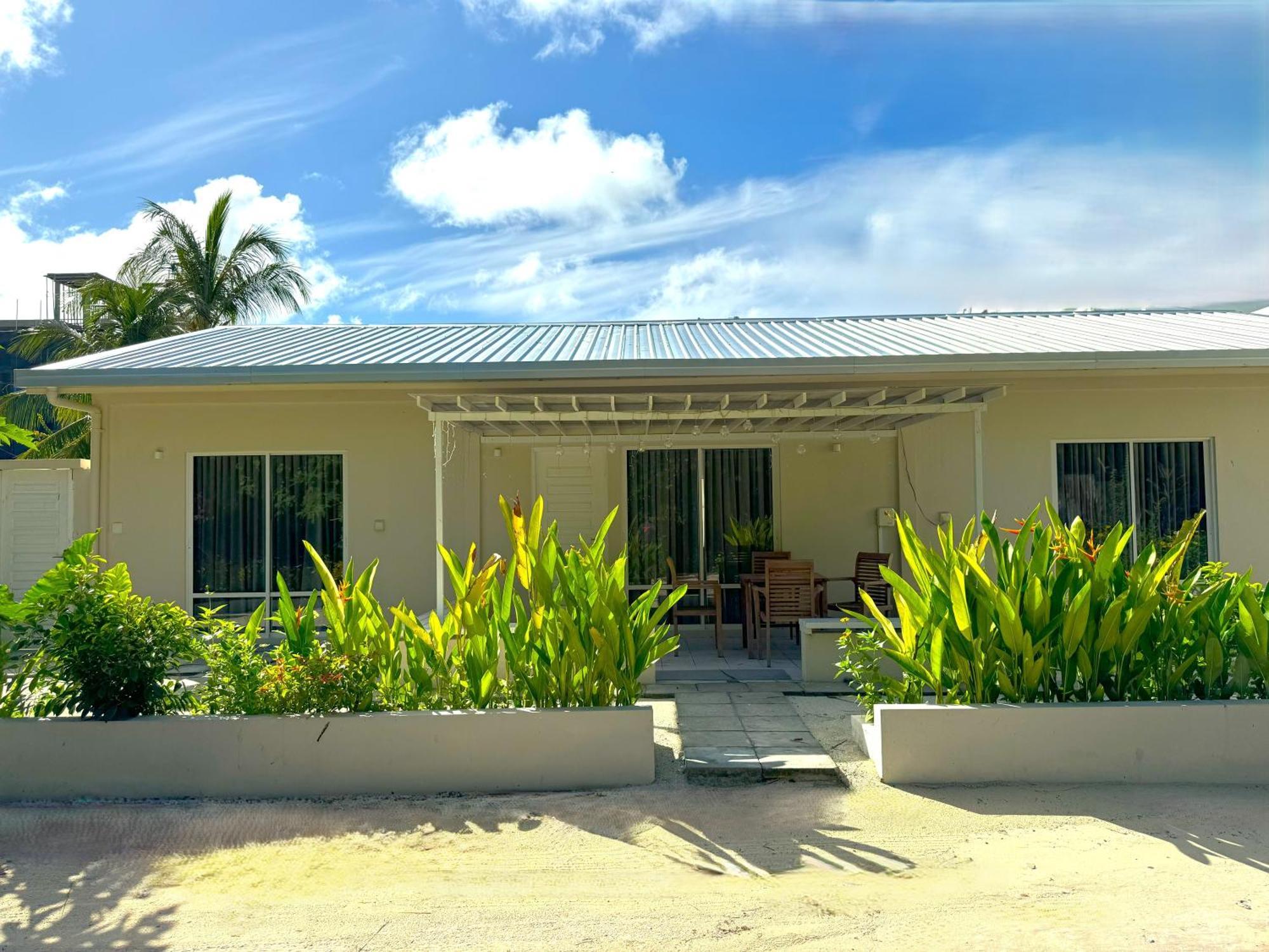 Tme Retreats Dhigurah Hotel Dhigurah  Exterior photo