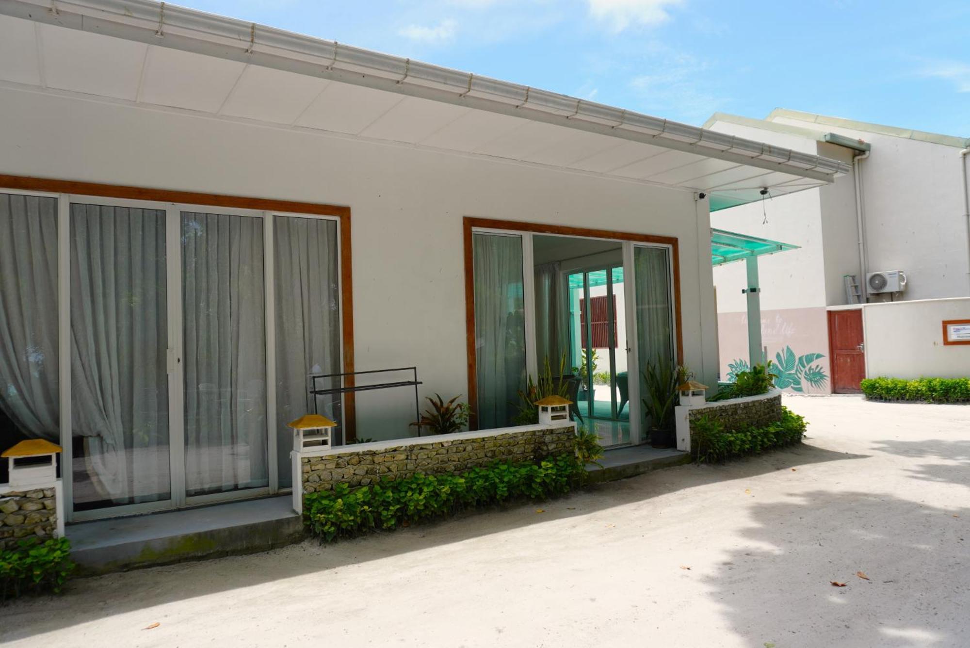 Tme Retreats Dhigurah Hotel Dhigurah  Exterior photo